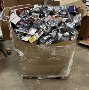 HUGE LOT of MOEN, DELTA, PFISTER TOWEL BARS, LIGHTING, PLUMBING, ELECTRIC, HALO, BULBRITE and MORE