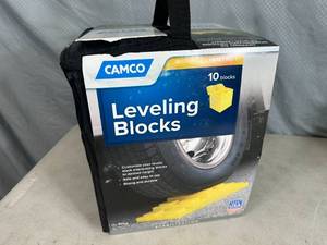 New 10 Piece RV  Camper Leveling Block Set with Bag