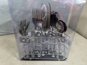 New 20 Piece Flatware Silverware Set