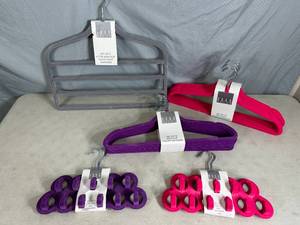 New Anti-Slip Clothes Hangers