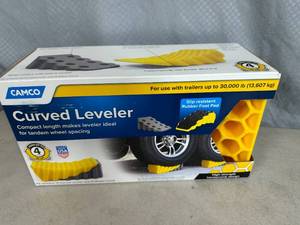 New Curved Leveler for Trailers and Campers