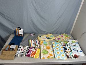New Hand Towels, Wash Cloths, Etc.