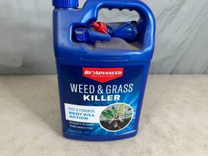 New Gallon of Weed and Grass Killer Spray