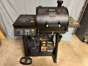 Brand New Oklahoma Joes Rider 600 Pellet Grill