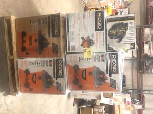 Pallet of Ridgid  WetDry Shop Vacs Customer Returns See Pictures