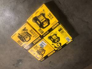 Lot of Dewalt Portable Power Stations Customer Returns See Pictures