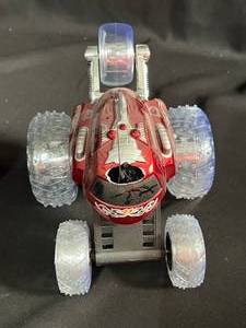 lot 119 image: Thunder Tumbler RC Car