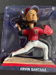 lot 129 image: Twins Bobblehead Collectors Figures Lot 2