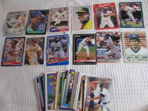 lot 22 image: 50 Assorted Baseball Star Cards...