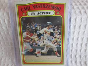lot 23 image: 1972 Topps Carl Yastrzemski In Acti...