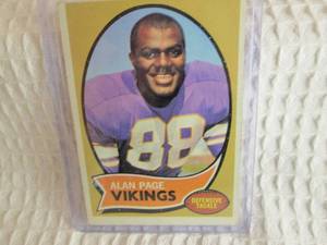 lot 25 image: 1970 Topps Alan Page Rookie Card...
