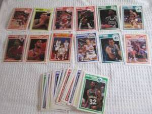 lot 29 image: 50 1989 - 90 Fleer Basketball Cards...