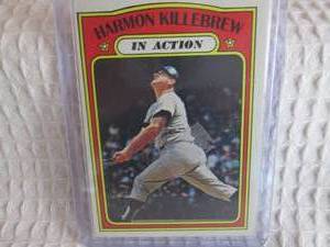 lot 37 image: 1972 Topps Harmon Killebrew In Acti...