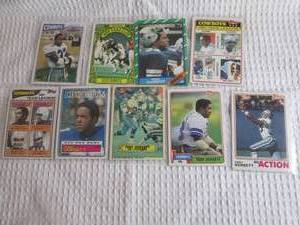 lot 40 image: 1981 - 1987 Topps Tony Dorsett Card...