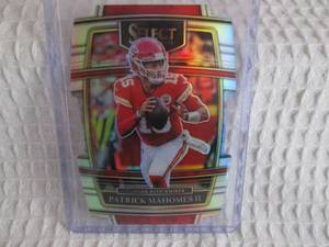 lot 61 image: 2021 Select Patrick Mahomes Silver ...
