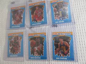 lot 84 image: 6 Assorted 1990-91 Fleer Basketball...