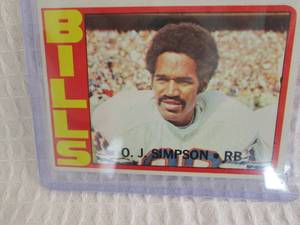 lot 138 image: 1972 Topps O.J Simpson Card...