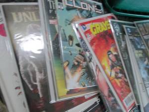 lot 197 image: Assorted Comics Marvel , DC, Image ...
