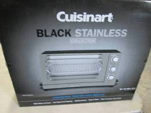 lot 364 image: Cuisinart Convection Toaster Oven B...