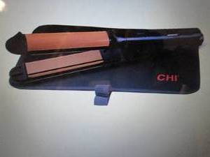 lot 376 image: CHI Classic 3-in-1 Smooth, Curl and...