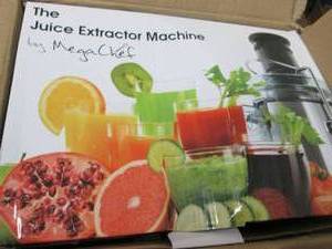 lot 384 image: MegaChef 4-Oz. 800-Watt Wide-Mouth ...