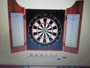 lot 399 image: Trademark Global Steel-Tip Dartboar...