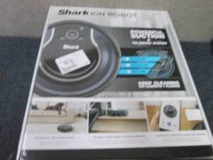 lot 402 image: Shark - ION Robot RV761, Wi-Fi Conn...