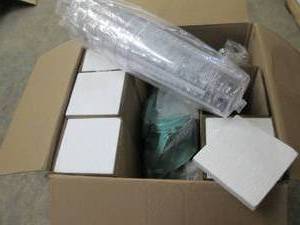 lot 420 image: Box of Bemis Suction Canisters...