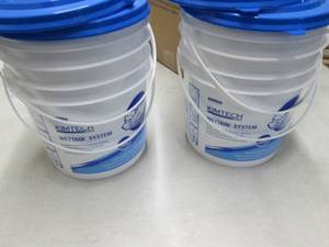 lot 491 image: WetTask Customizable Wet Wiping S...