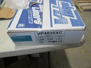 lot 503 image: Open Case 33x39 inch 33 Gallon Tras...