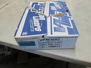 lot 505 image: Open Case 33x39 inch 33 Gallon Tras...