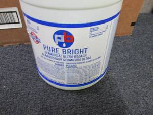 lot 514 image: Case of 3 - 1 Gallon Jugs Pure Brig...