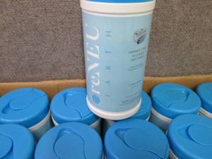 lot 538 image: Case of 24- 72 ct Canisters reNeu E...