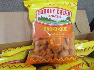 lot 260 image: 12- 2 oz Turkey Creek Barbeque Chic...