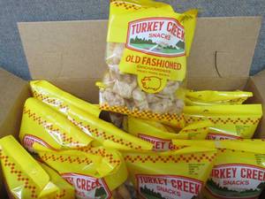 lot 262 image: 12- 2 oz Turkey Creek Old Fashioned...