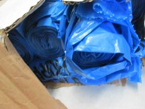 lot 302 image: Damaged Case 44 Gallon Blue Soile L...