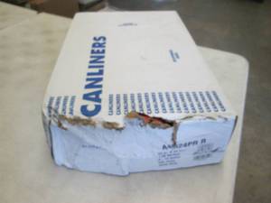 lot 306 image: Case of 500 - 24x24 8-10 Gallon Red...