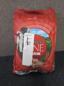lot 329 image: Purina Healthy Puppy Food...