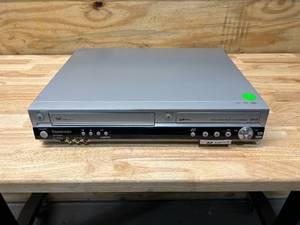lot 66 image: PANASONIC DMR-ES46V DVD Recorder