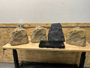 lot 76 image: NILESKLIPSCH Outdoor Speakers with Speaker Controller