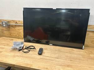 lot 49 image: PANASONIC TH-42LFE7U 42-Class Full HD Commercial LCD Display