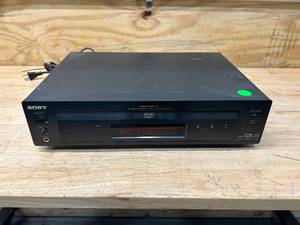 lot 116 image: SONY DVP-S7700 CDDVD Player