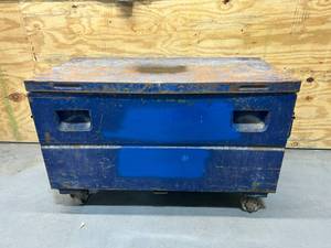 lot 83 image: Job Box on Casters