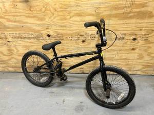 lot 129 image: REDLINE Bicycle