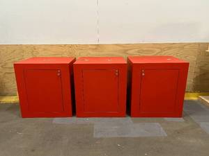 lot 132 image: Lot of 3 Trade Show DisplaysCabinets
