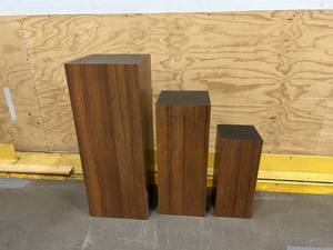lot 156 image: Lot of 3 Display Stands