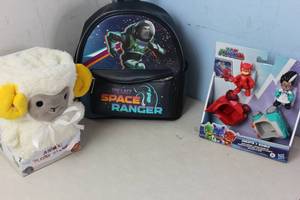 lot 162 image: Toy Bundle - See PIctures
