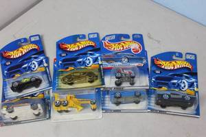 lot 166 image: 7 Hotwheels Cars