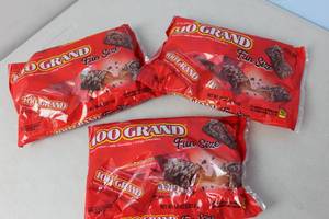 lot 228 image: 3 Bags 100 Grand Best By 06222023
