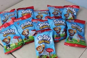 lot 237 image: 11 Bags of Teddy Grahams Cookies Best By 22023